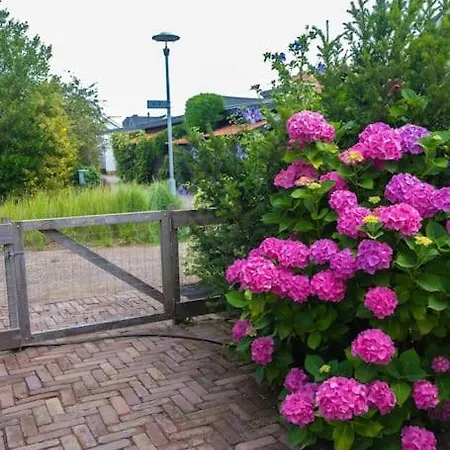 Vakantiebungalow Holiday home *