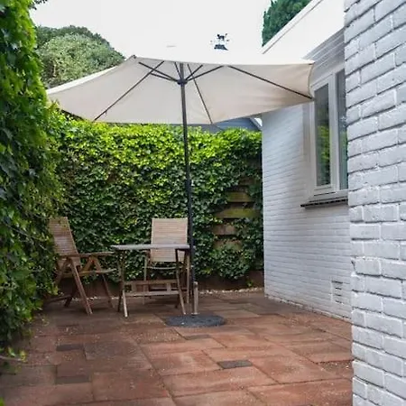 Vakantiebungalow בית נופש Limmen