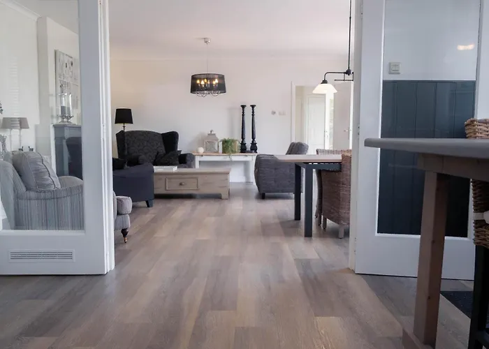 Vakantiebungalow 펜션 Limmen