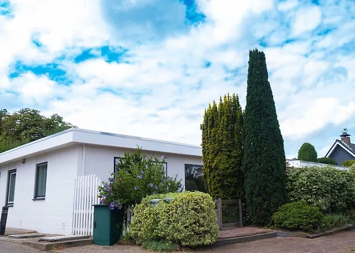 Vakantiebungalow 펜션 *